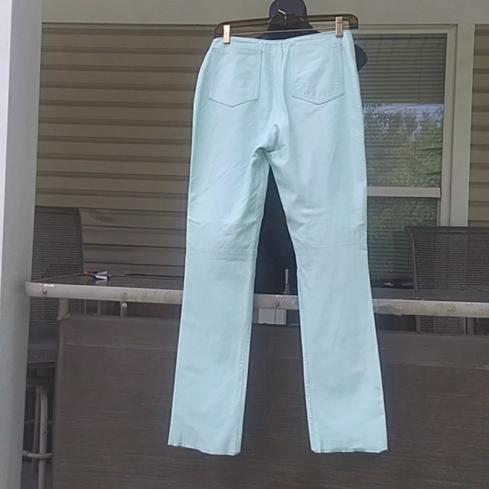 Gorgeous! Jill Stuart low rise, mint leather pant Sz.4